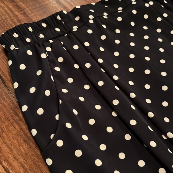 NWOT medium black and tan mini skirt - Picture 2 of 8